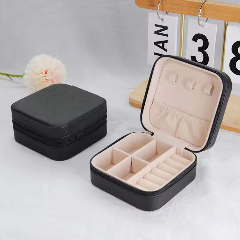 Gift set / Necklace & Earrings /