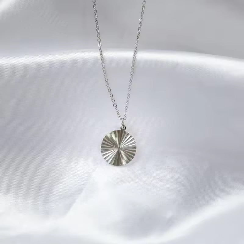 Round Gear Pendant Necklace Silver