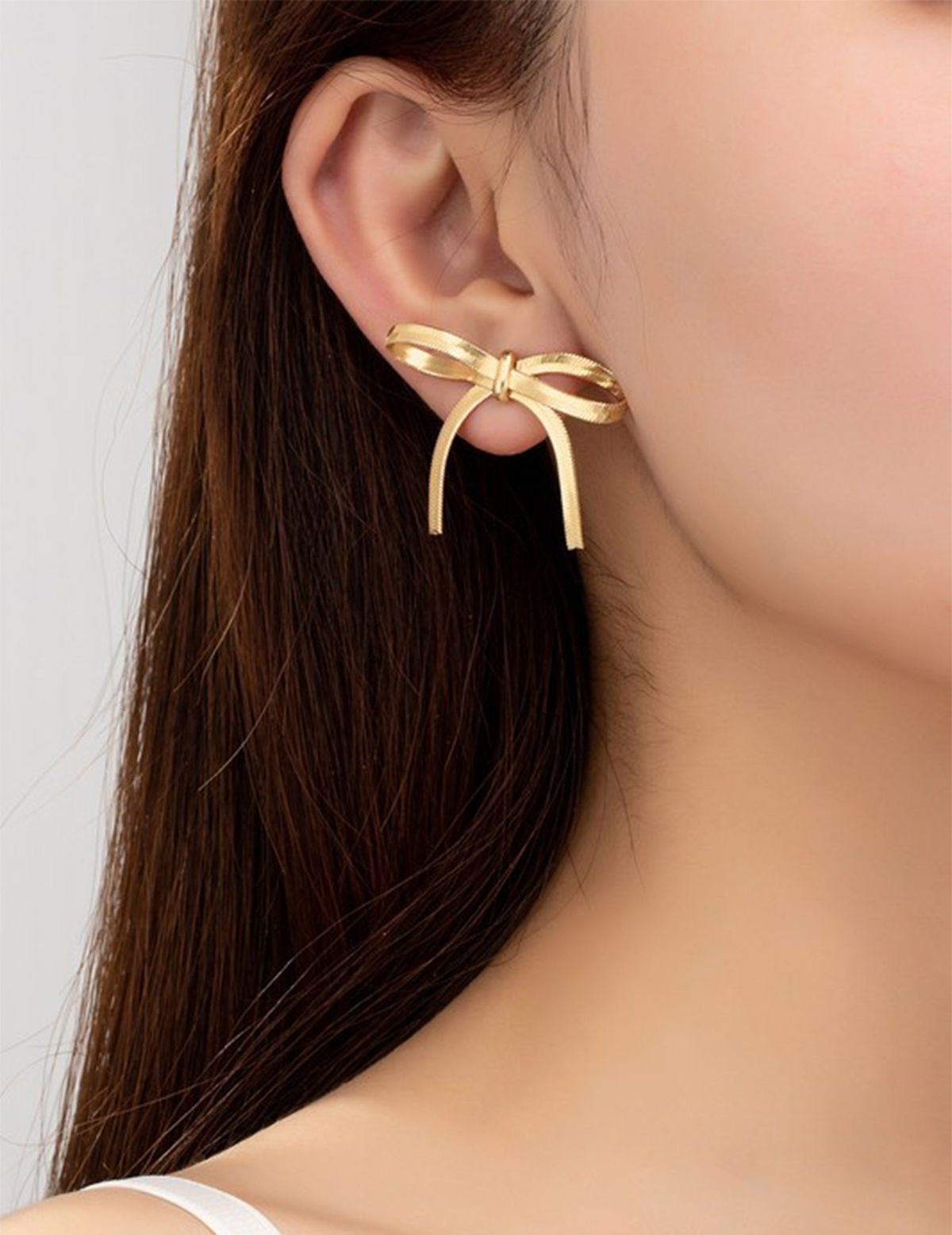 Bow Stud Earrings М10424005