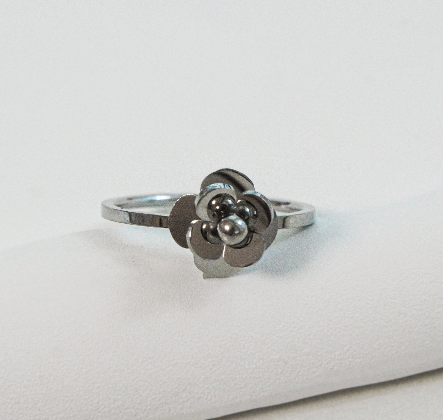 Rose silver ring M10424057