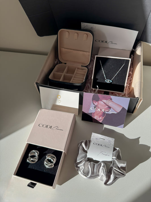 Gift set / Necklace & Earrings /