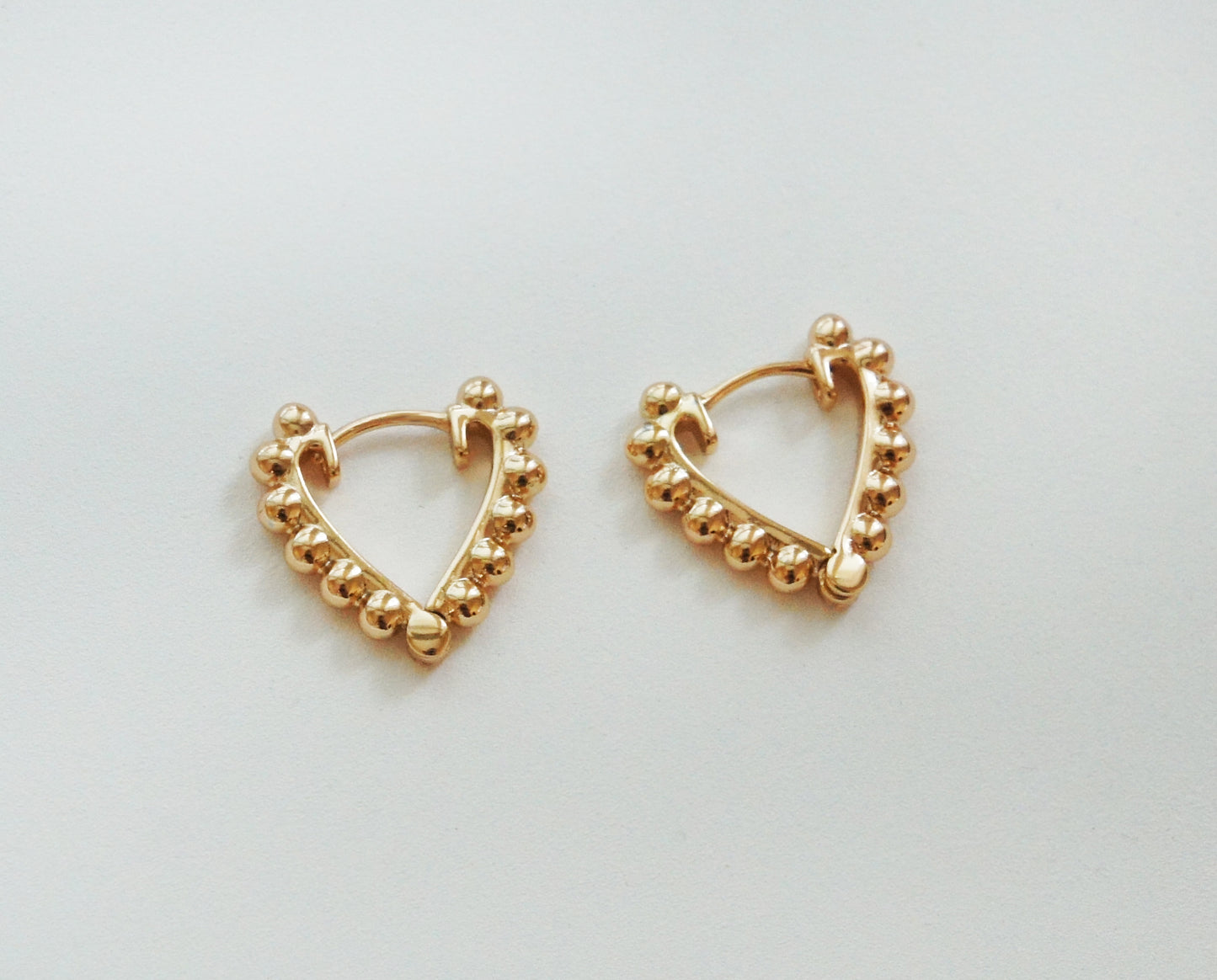 Heart shaped earrings M10424059