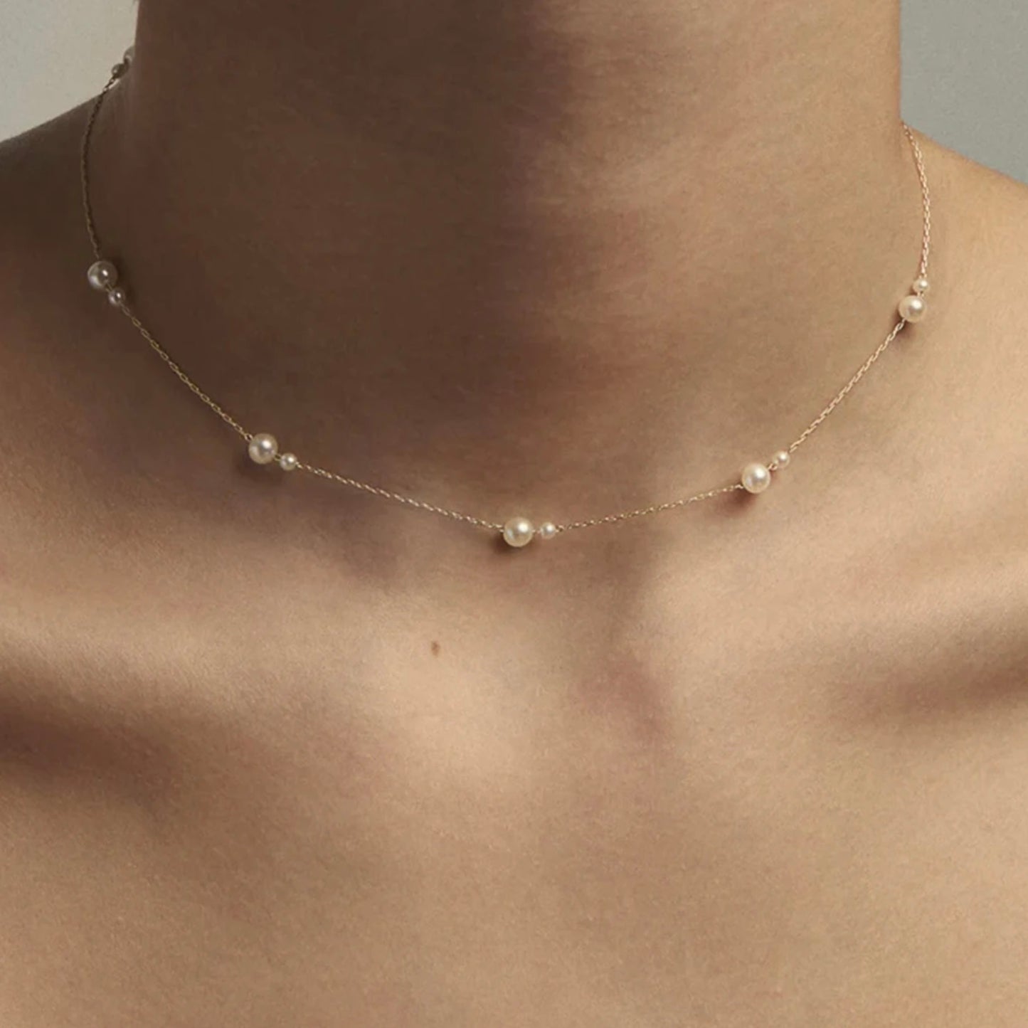 Minimal Exquisite Interval Pearls Necklace М10424030