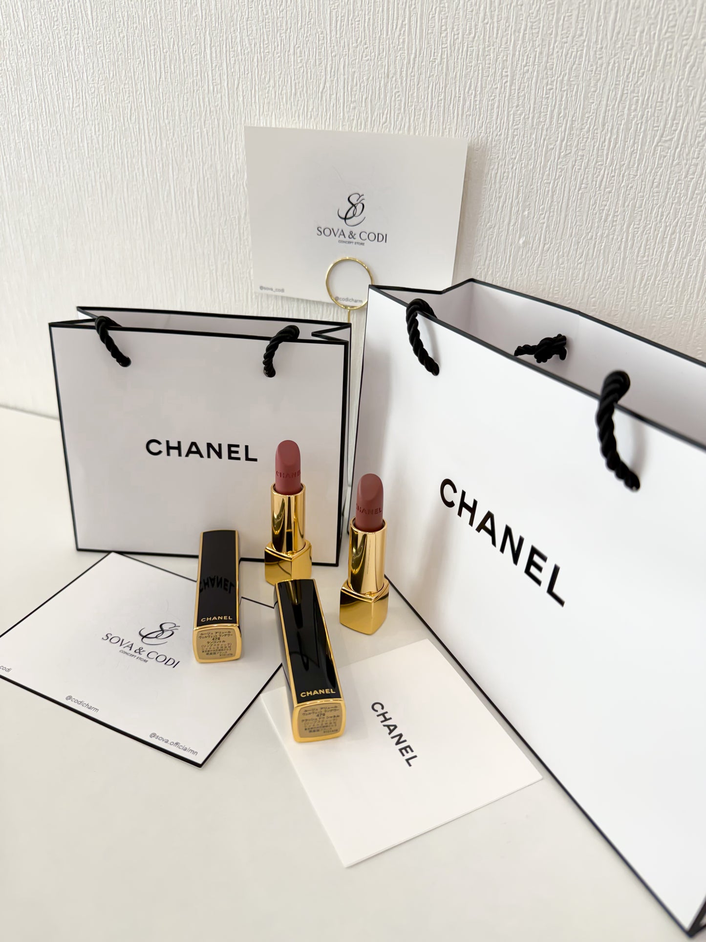 ROUGE ALLURE VELVET