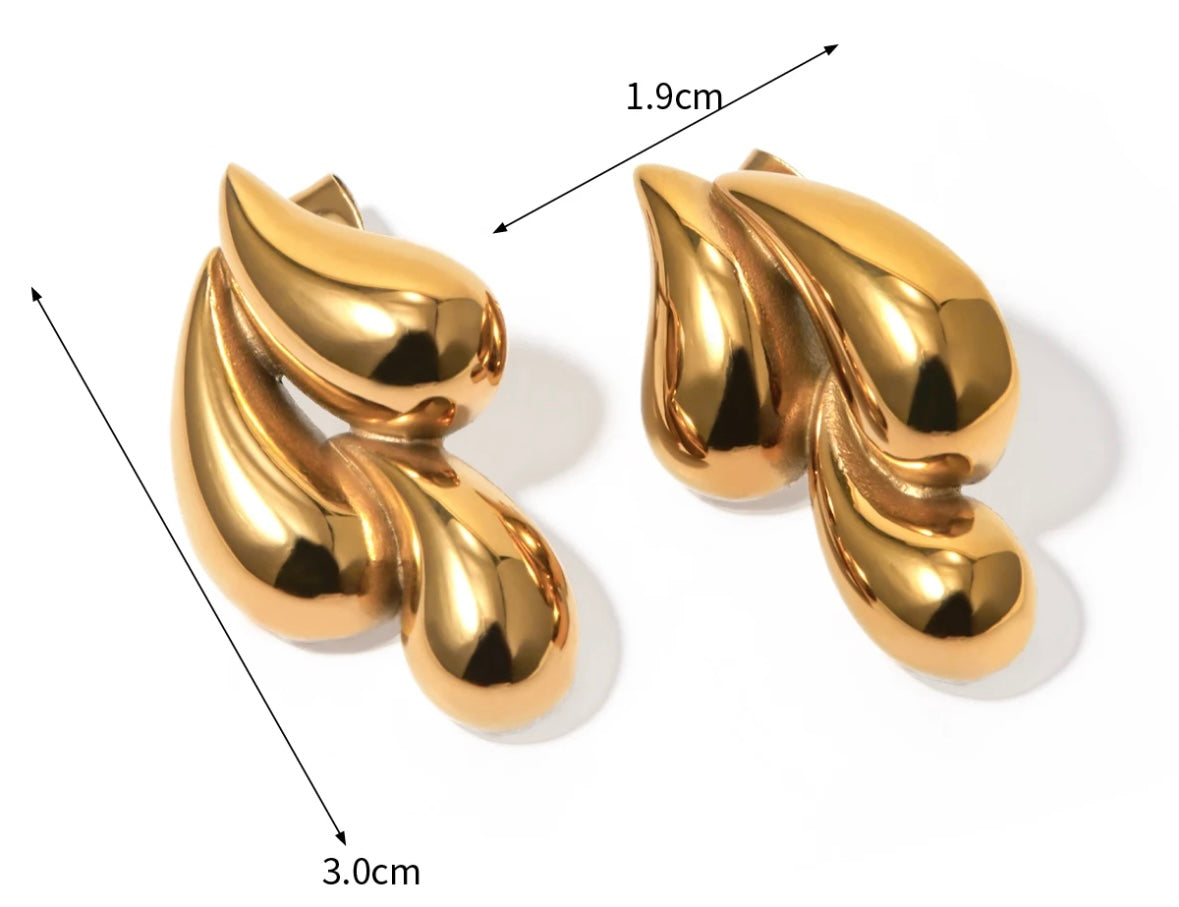 Glossy Multiple Water Drop earrings M10424073