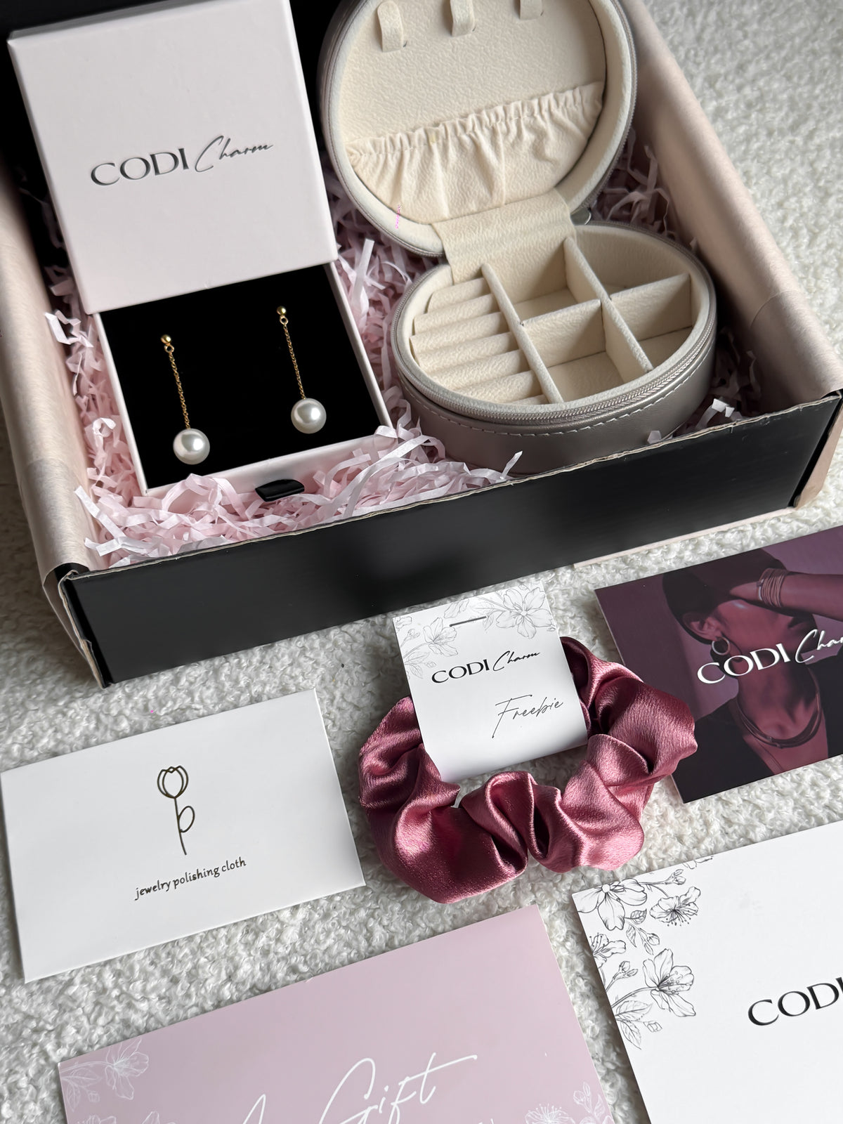 Gift Set / Earrings+jewelry box /
