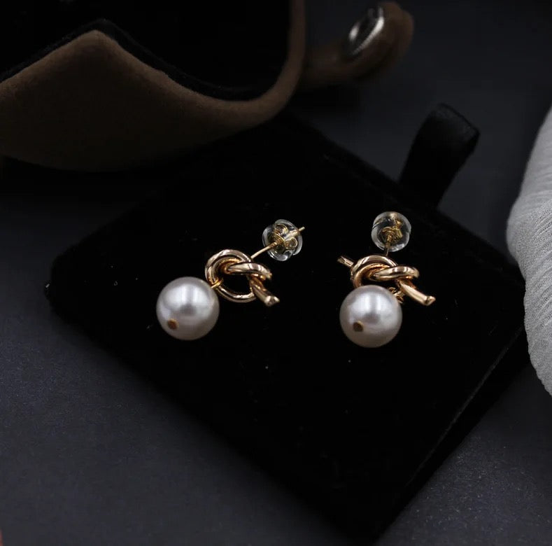 Pearl Dangle Earrings /S925 silver/