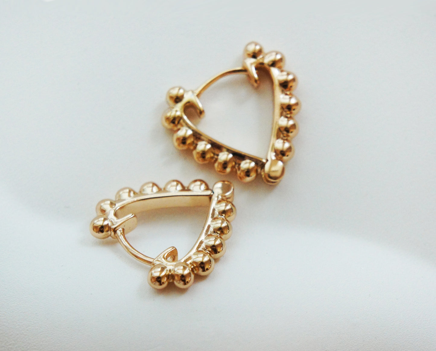 Heart shaped earrings M10424059