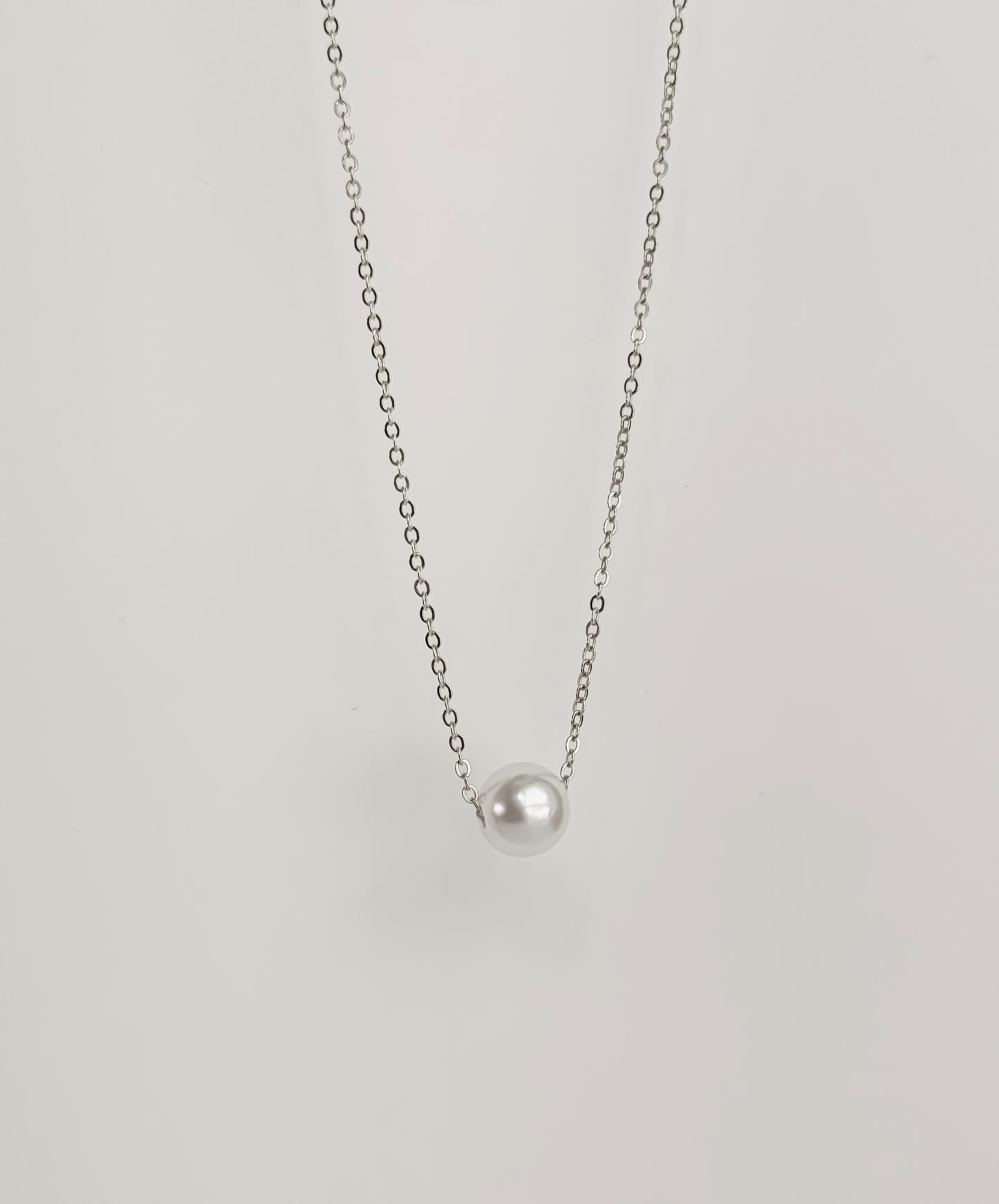 Minimal Silver Pearl Necklace M10524110