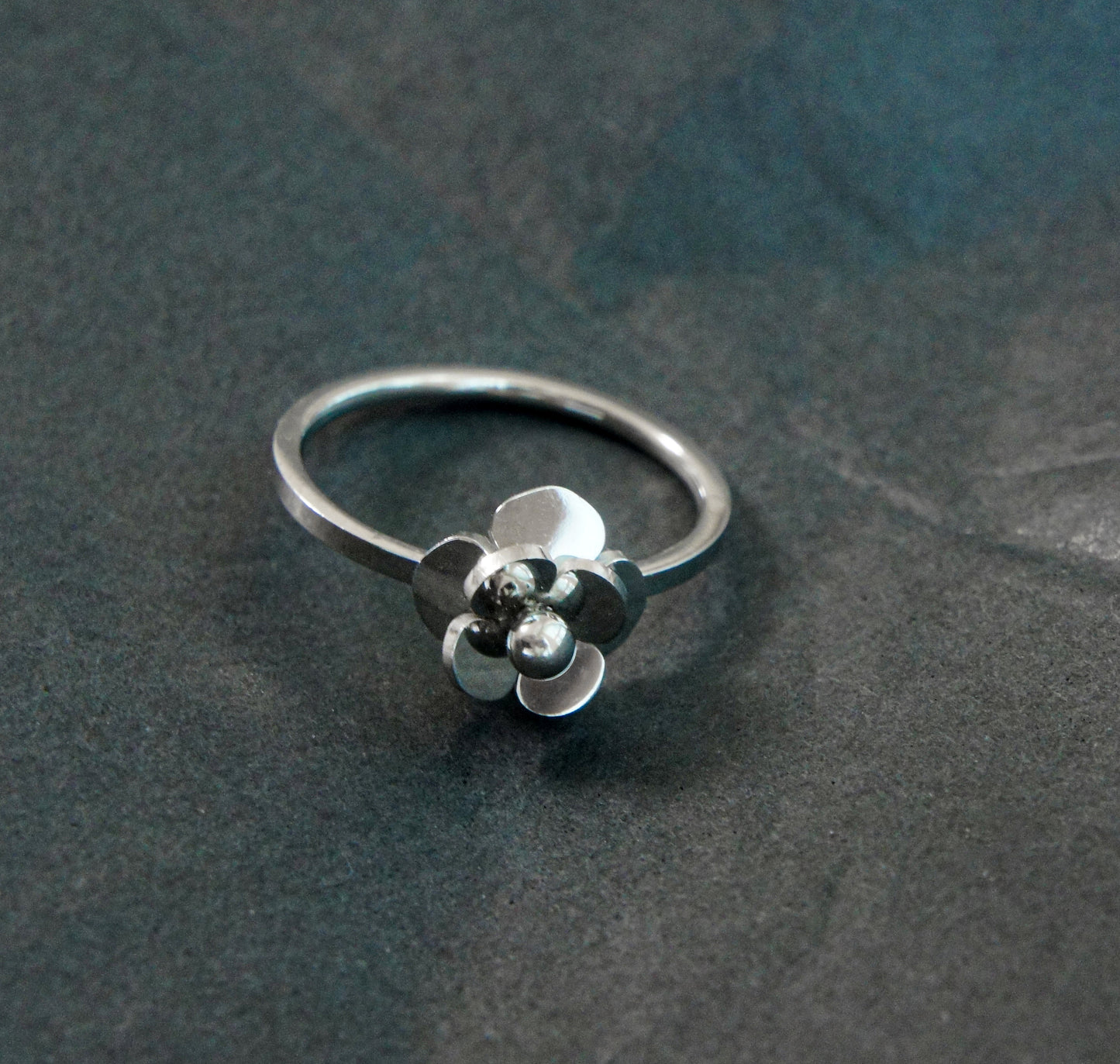 Rose silver ring M10424057