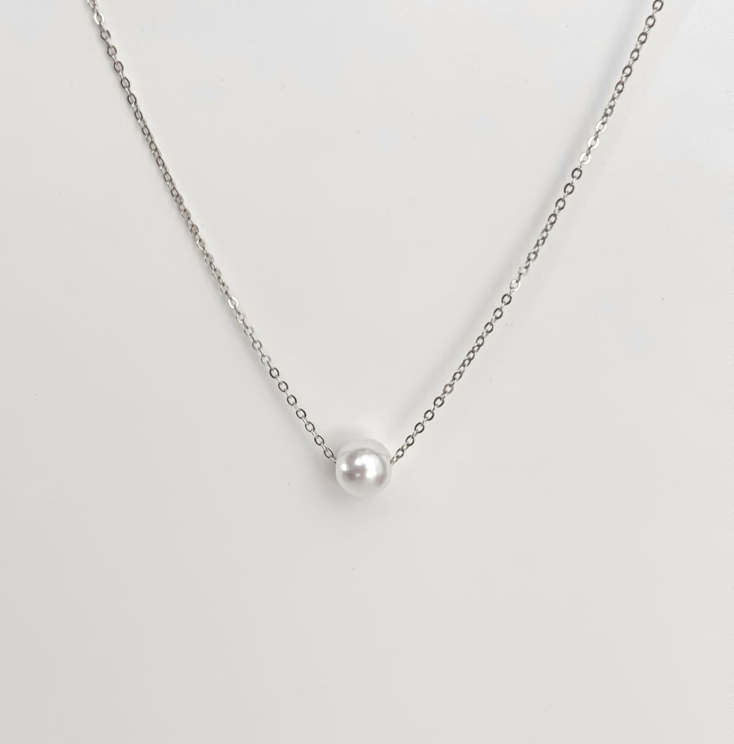 Minimal Silver Pearl Necklace M10524110