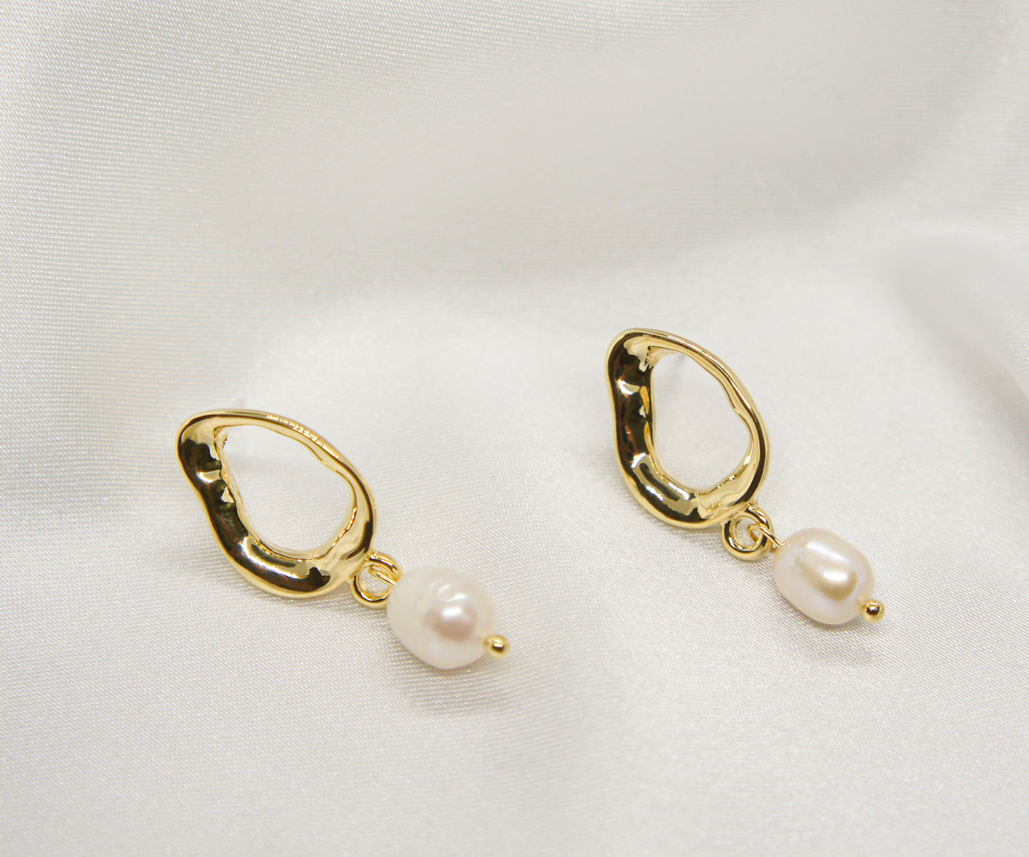 Pearl Earrings M10524071